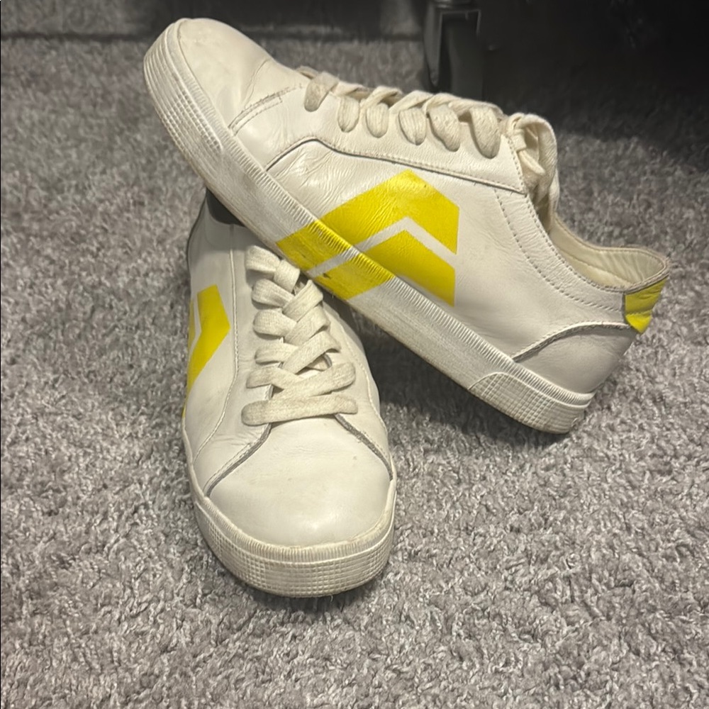 Dolce Vita Women’s Sneakers 7.5